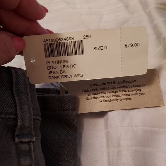 Chicos platinum denim size 0 - Picture 13 of 16